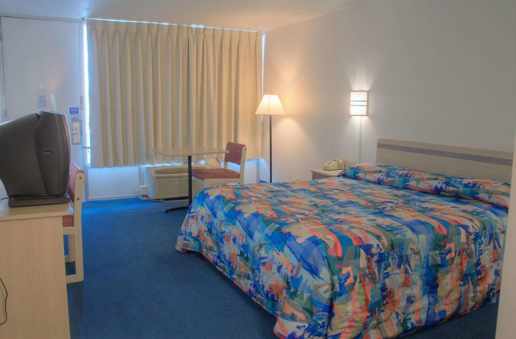 Vagabond Inn El Paso Extérieur photo